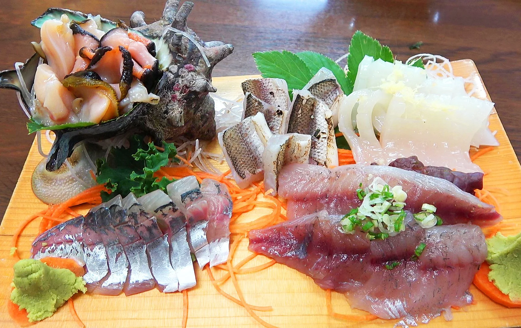 初島　磯料理 みやした