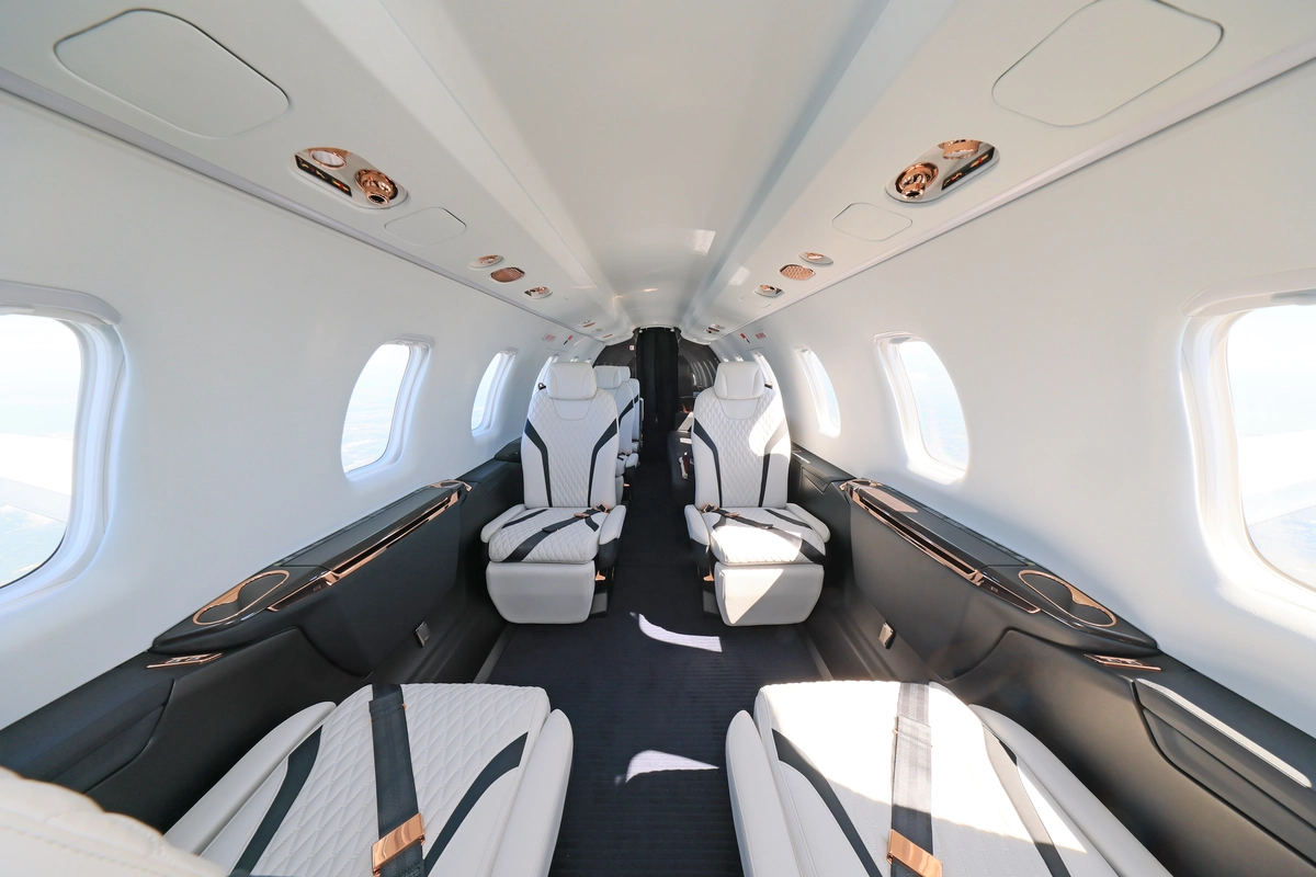 pilatus PC-24 interior